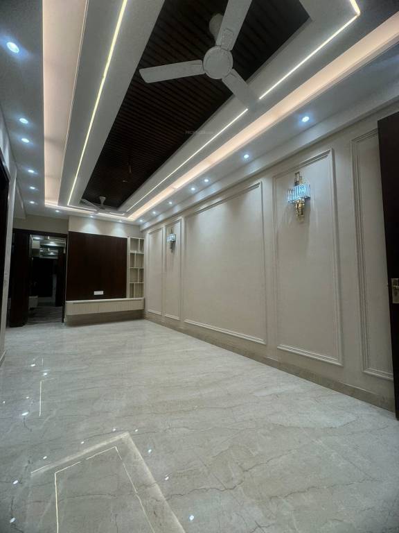  royal floors Living Area