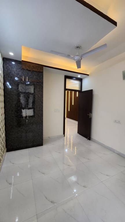  homes sec 105 Bedroom