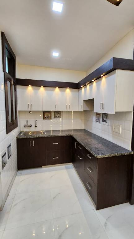  homes sec 105 Kitchen