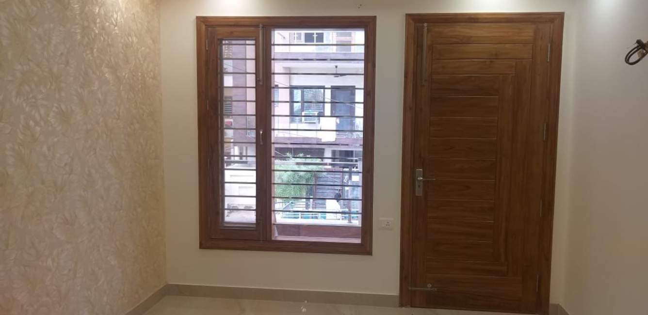  ultra luxury builder floors Living Area