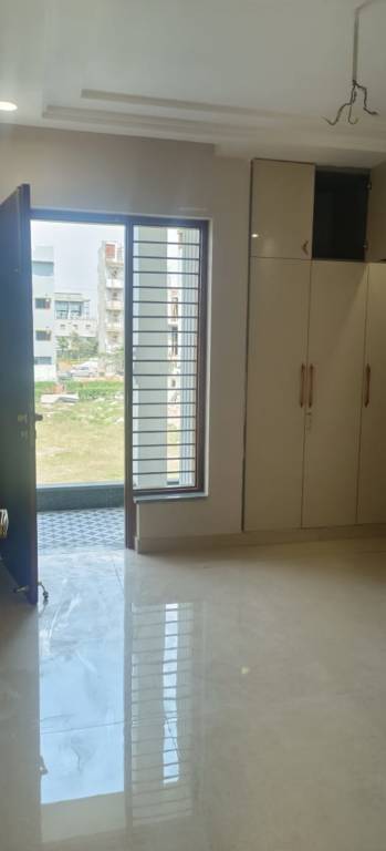  luxury builder floor Bedroom