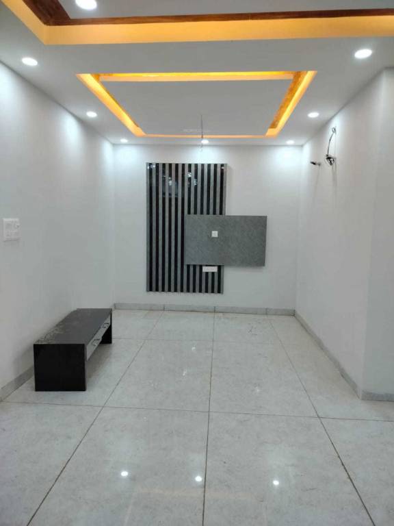  builder floor Bedroom