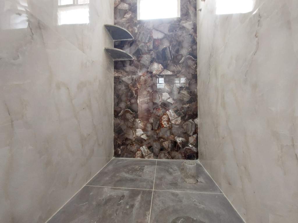  gardenia Bathroom