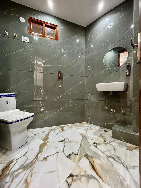  happy new homes Bathroom