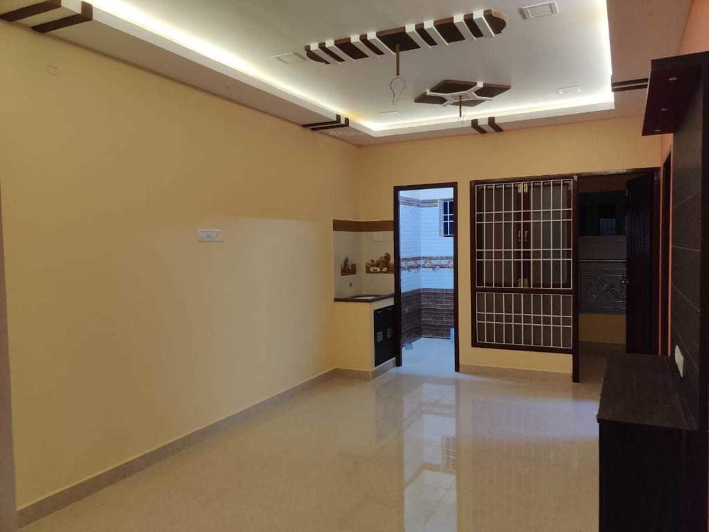  lucky homes Living Area