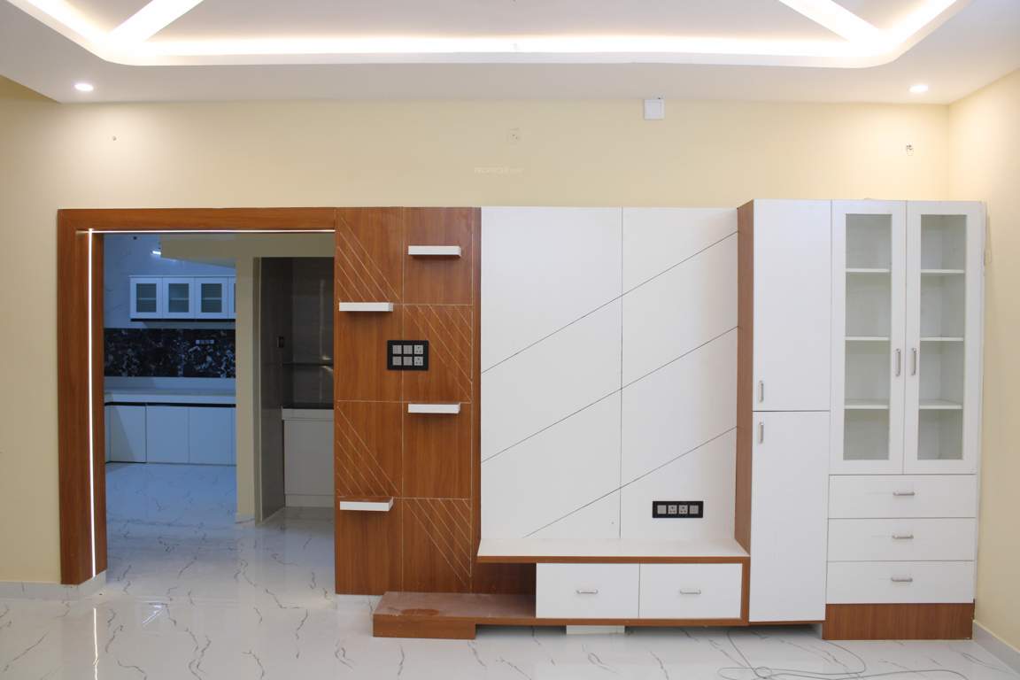  kumaran garden phase 2 Living Area