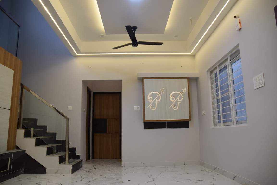  kumaran garden phase 2 Living Area