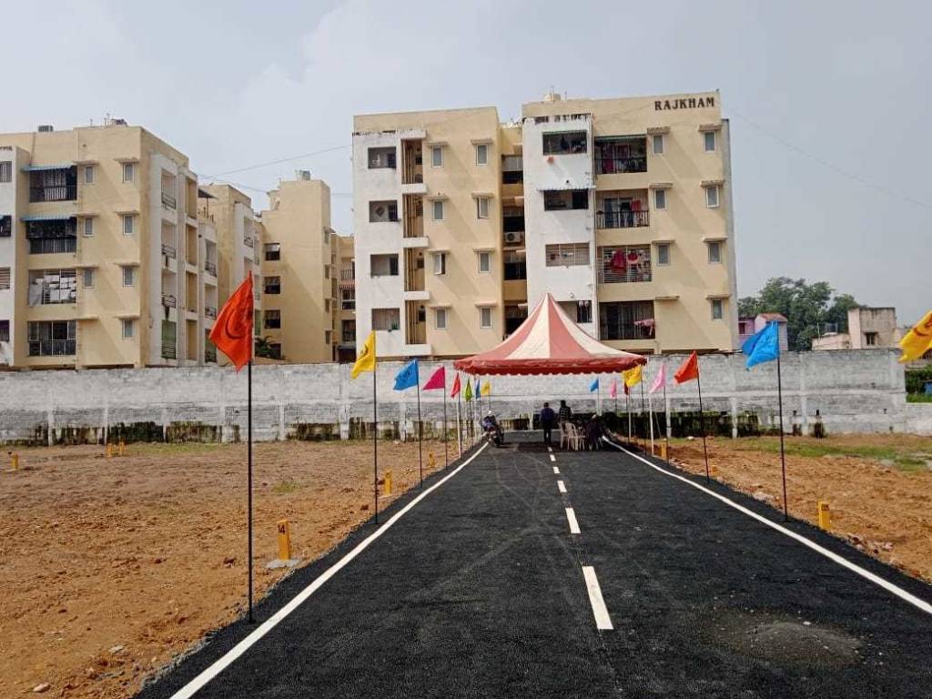  vtb kuberan garden Plot