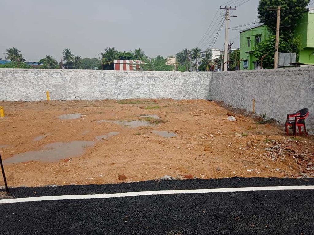  vtb kuberan garden Plot