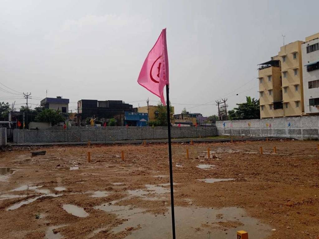  vtb kuberan garden Plot