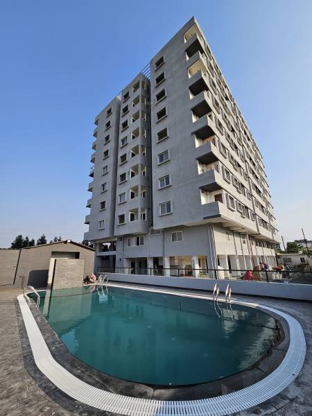  orion-crown Swimming Pool