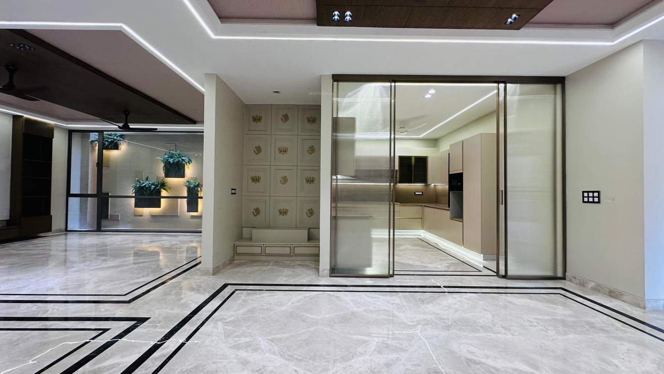  trending homes Lobby