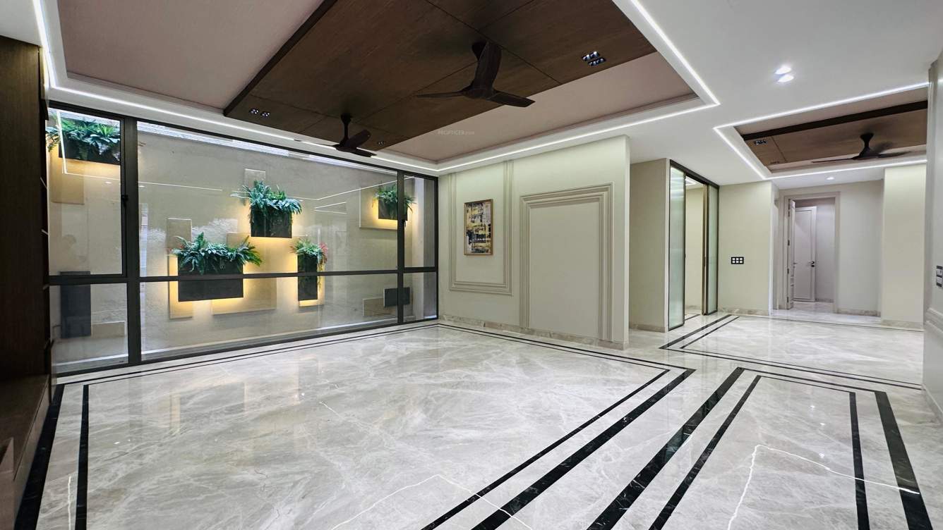  trending homes Lobby