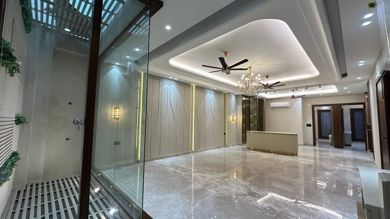  trending homes Lobby