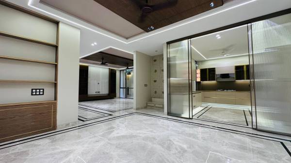  trending-homes Lobby