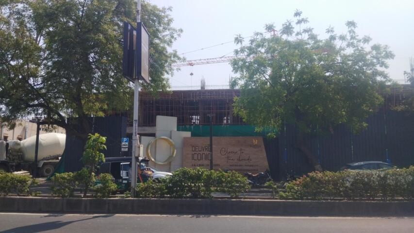  oeuvre iconic Construction Status March 25