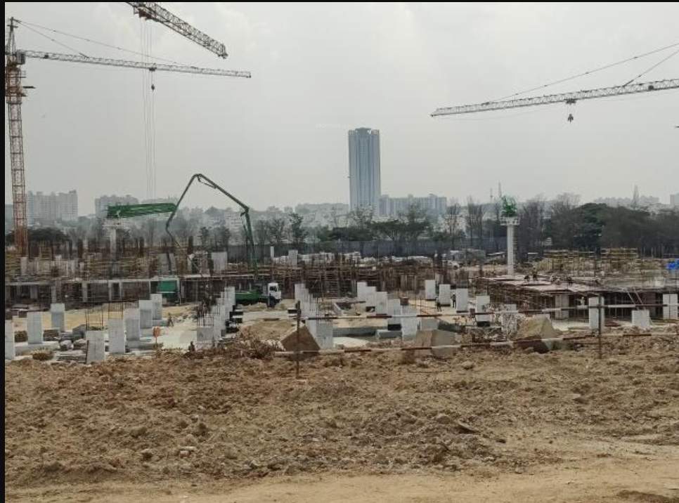  azur tower d Construction Status Apr 25