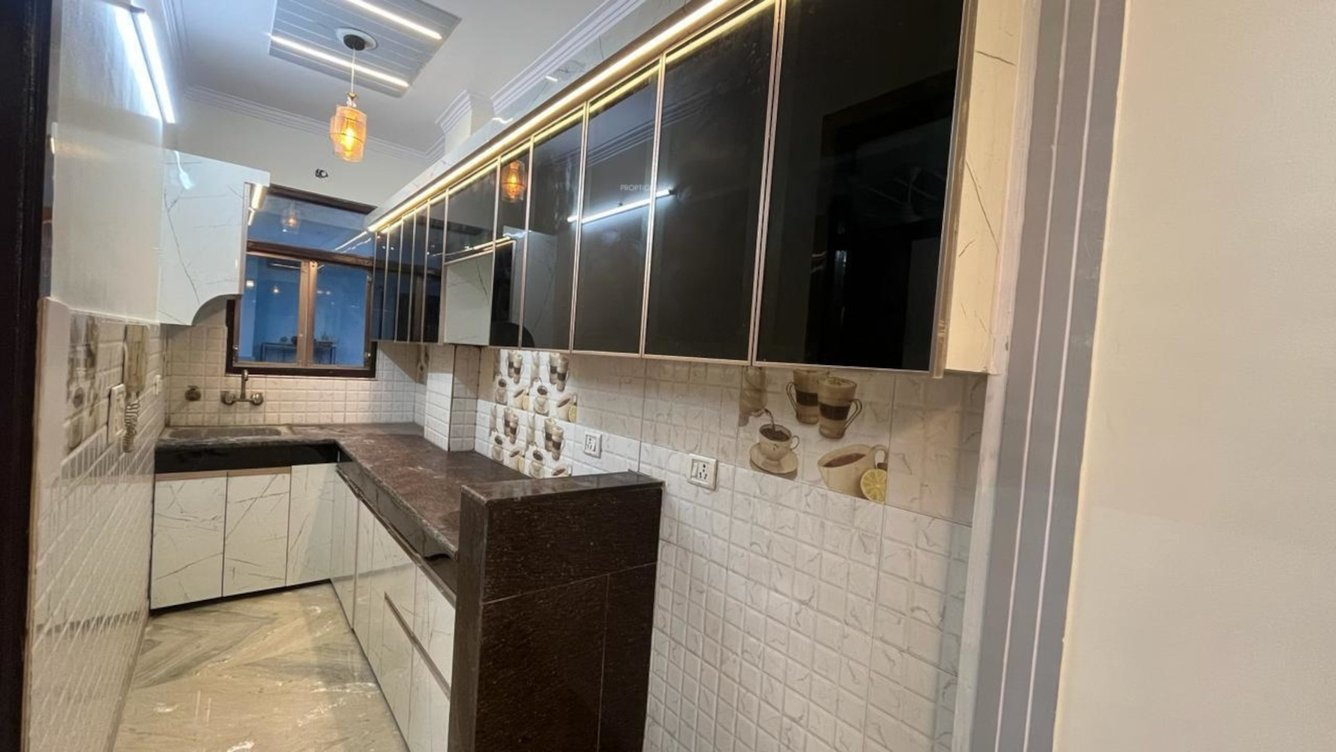  metro view floors Kitchen