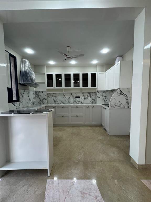 homz ultra luxury floors Kitchen