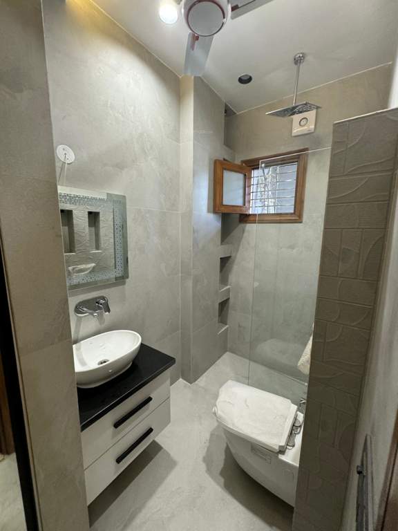  homz affordable floors Bathroom