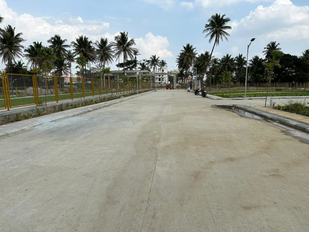  urban arena Internal Roads