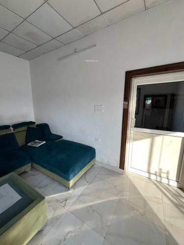  trinity-royal-city Living Area