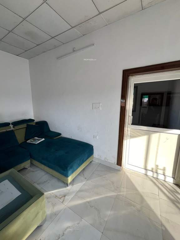  trinity royal city Living Area