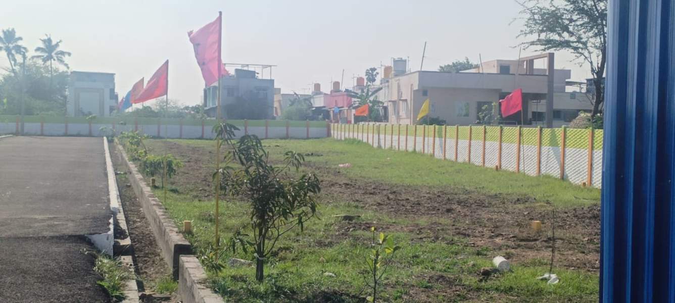  aandal avenue Plot