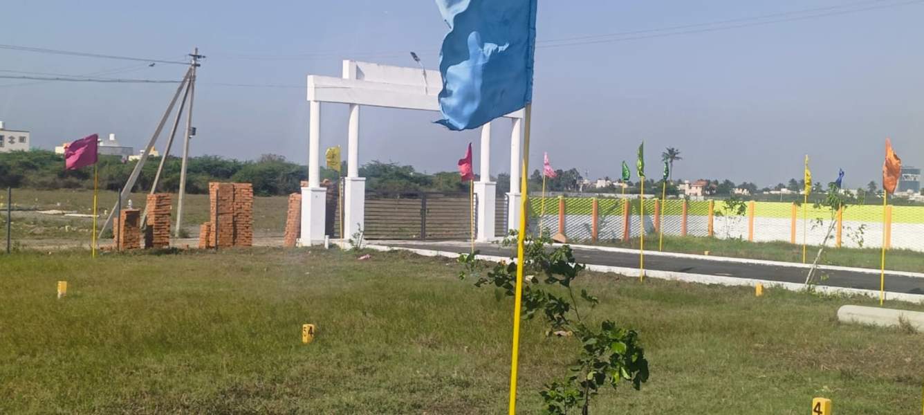  aandal avenue Plot
