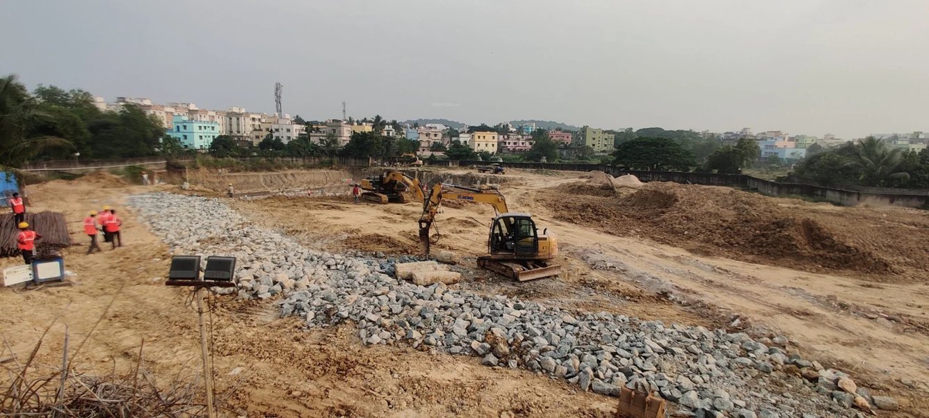 avenue Construction Status Nov 24