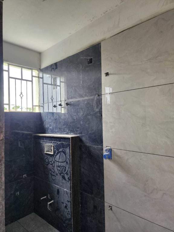  laavanya mvs elegant Bathroom