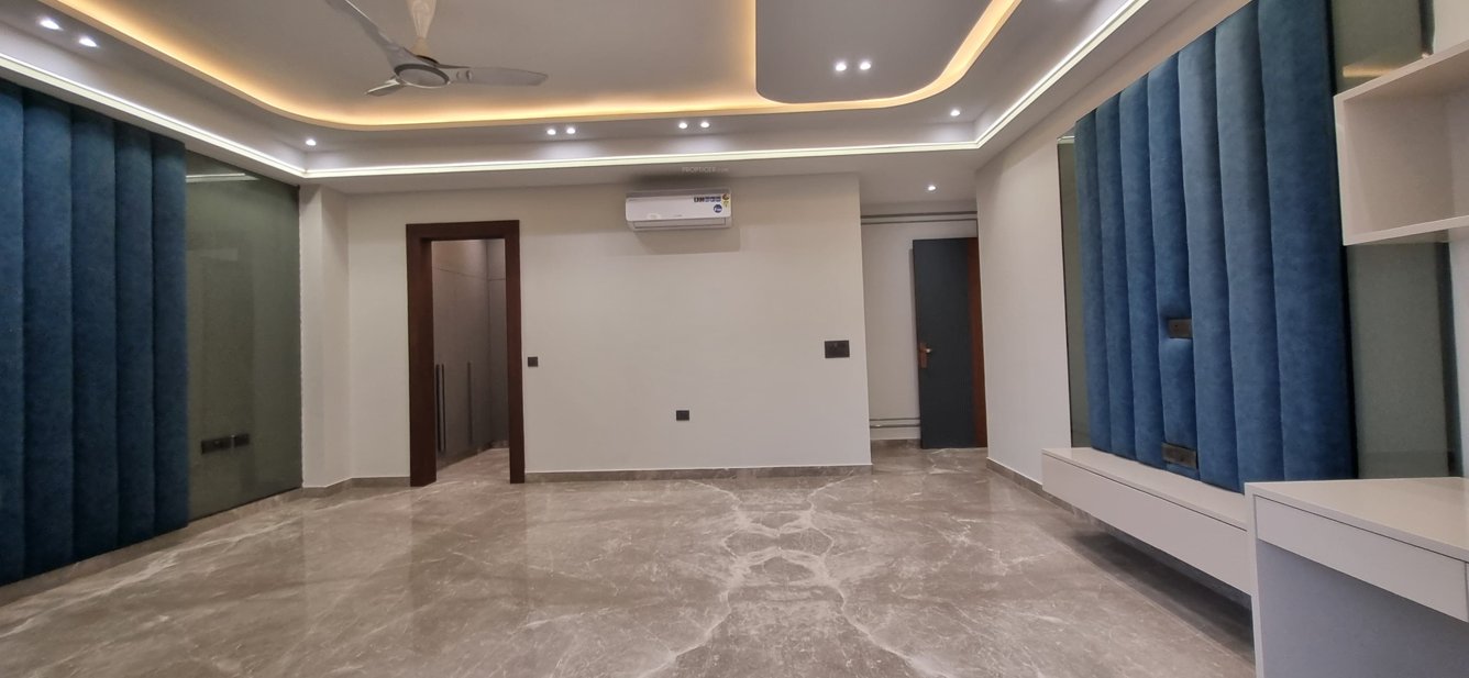  nirvana county luxury floors Living Area