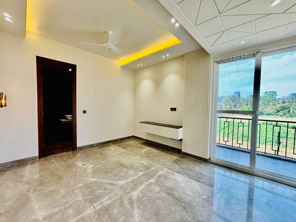  investor avenue luxury floor 3 Living Area