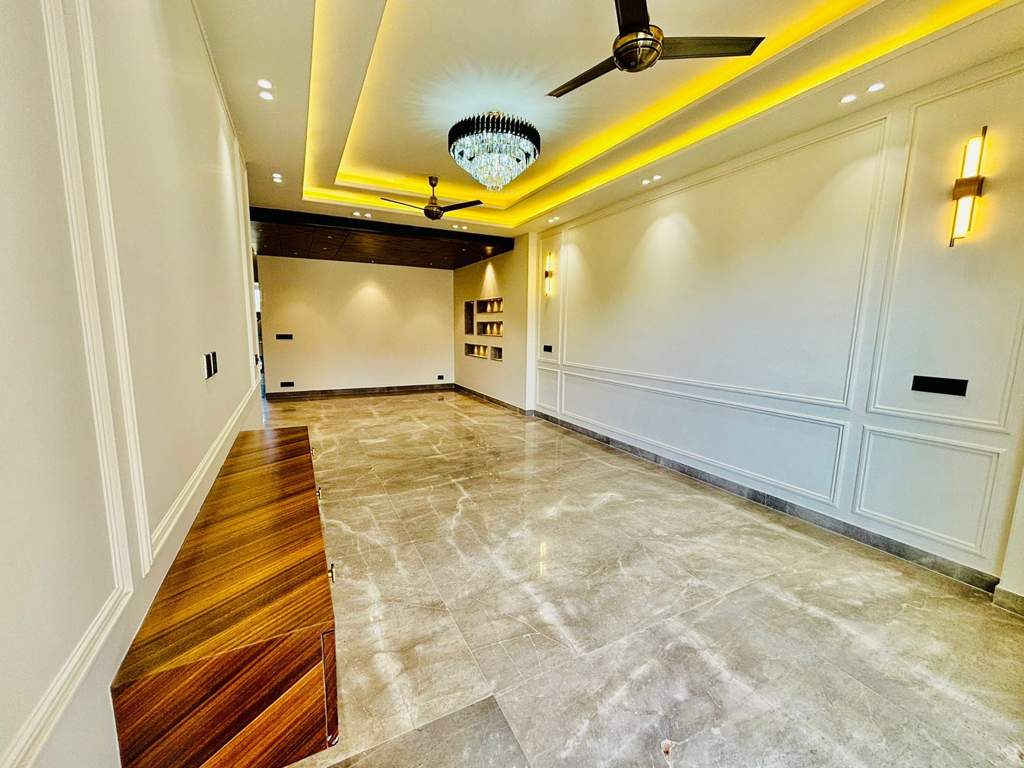  investor avenue luxury floor 3 Living Area