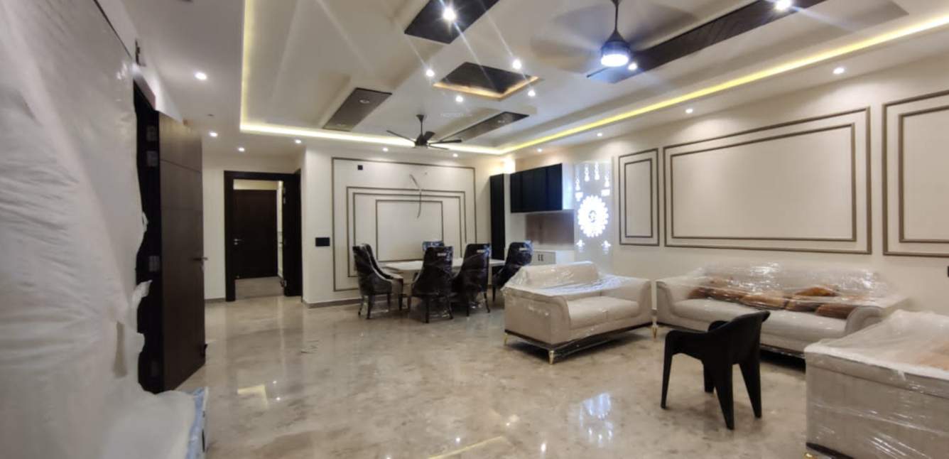  kamra luxury floors Living Area