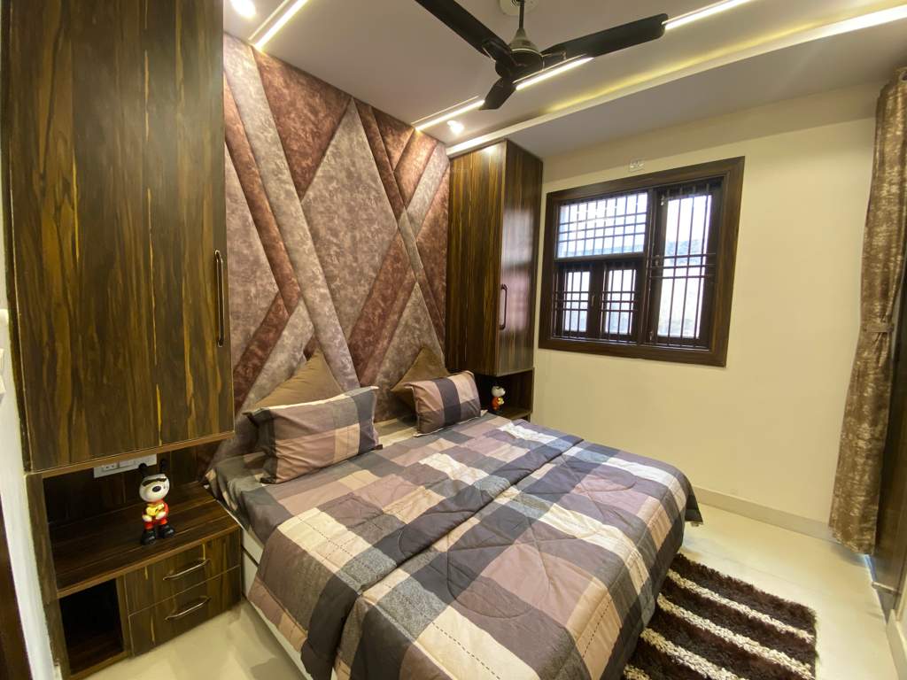 tiwari ultra luxury floor Bedroom