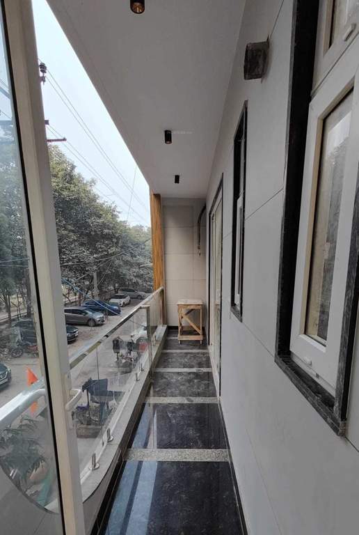  luxury floors Balcony