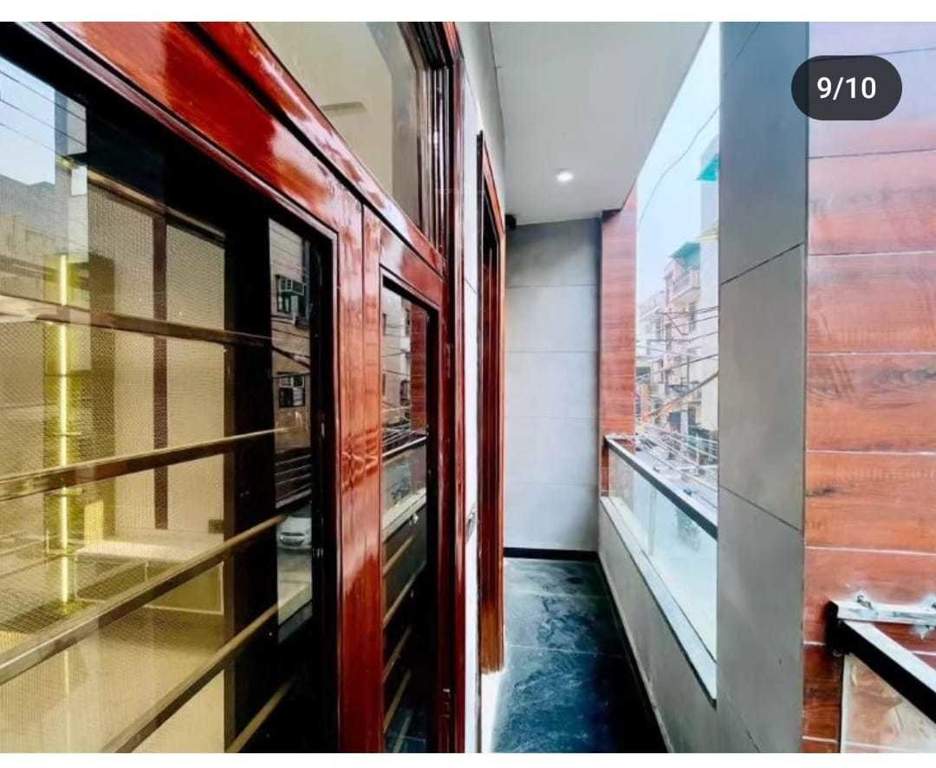  luxury floors Balcony