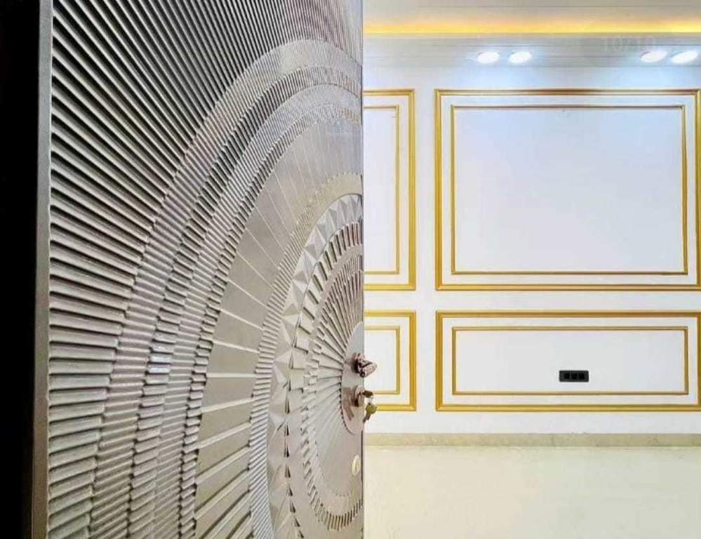  luxury floors Living Area