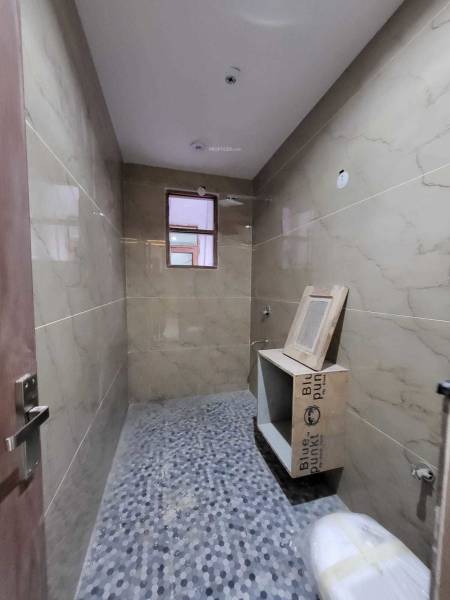  builder-floor-230-sq-yd Bathroom