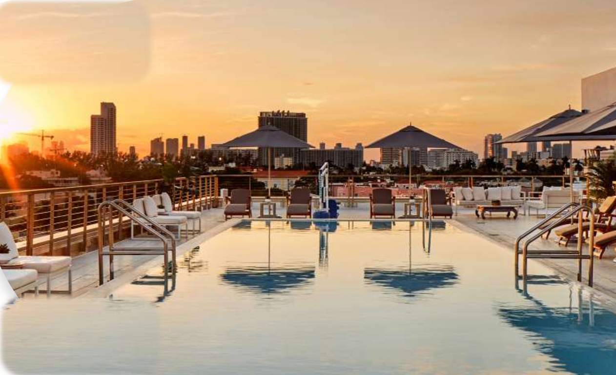  canvas Swimming Pool