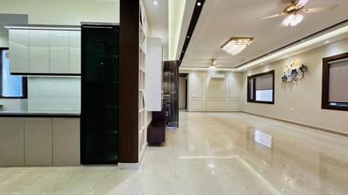  mv-indirapuram-floors Living Area