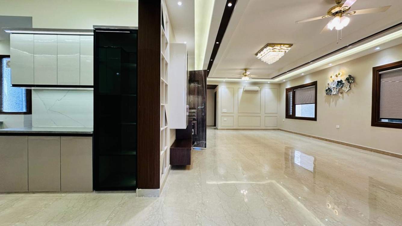 mv indirapuram floors Living Area