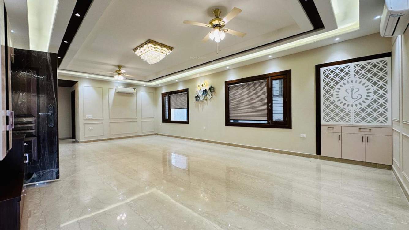  mv indirapuram floors Living Area