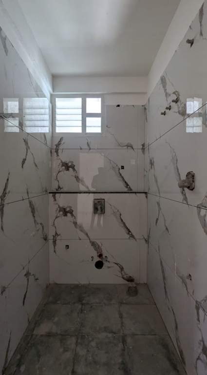  suvira elite Bathroom