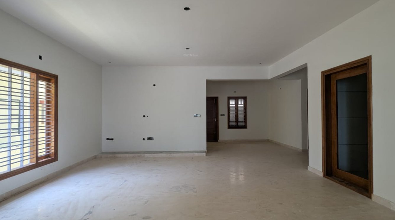  suvira elite Living Area