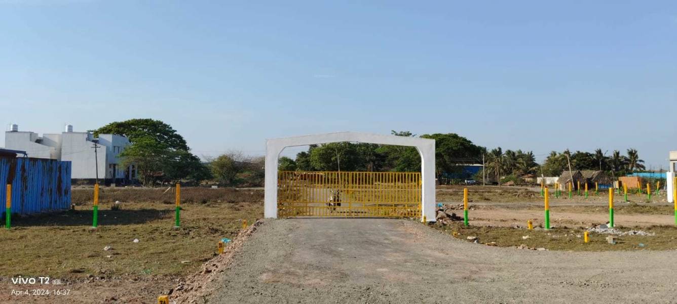  shri madhuri nagar Plot