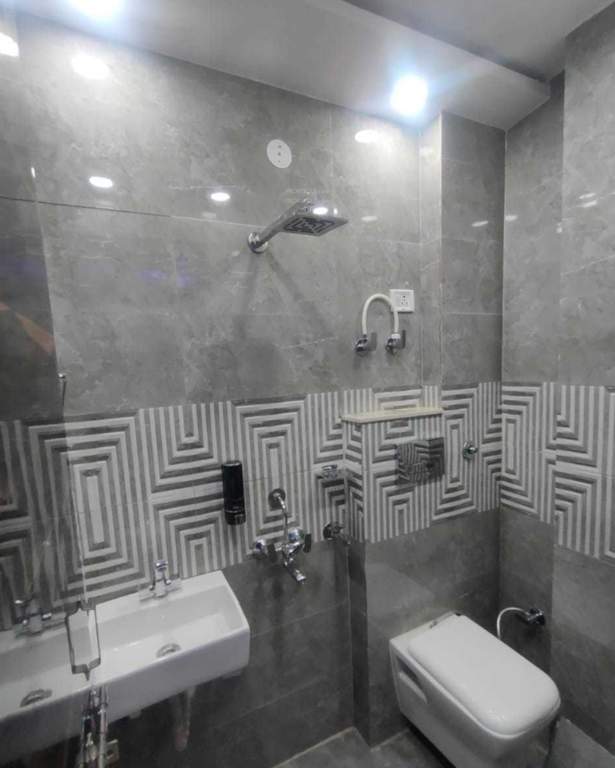  shanaya metro floors Bathroom