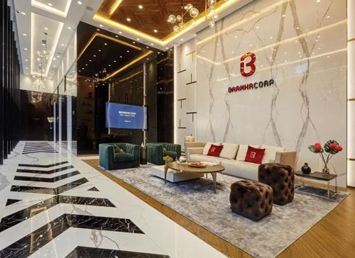  boulevard-part-of-towers-phase-1 Entrance Lobby