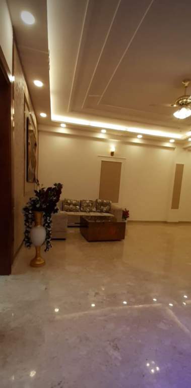 ultra luxurious floors Living Area